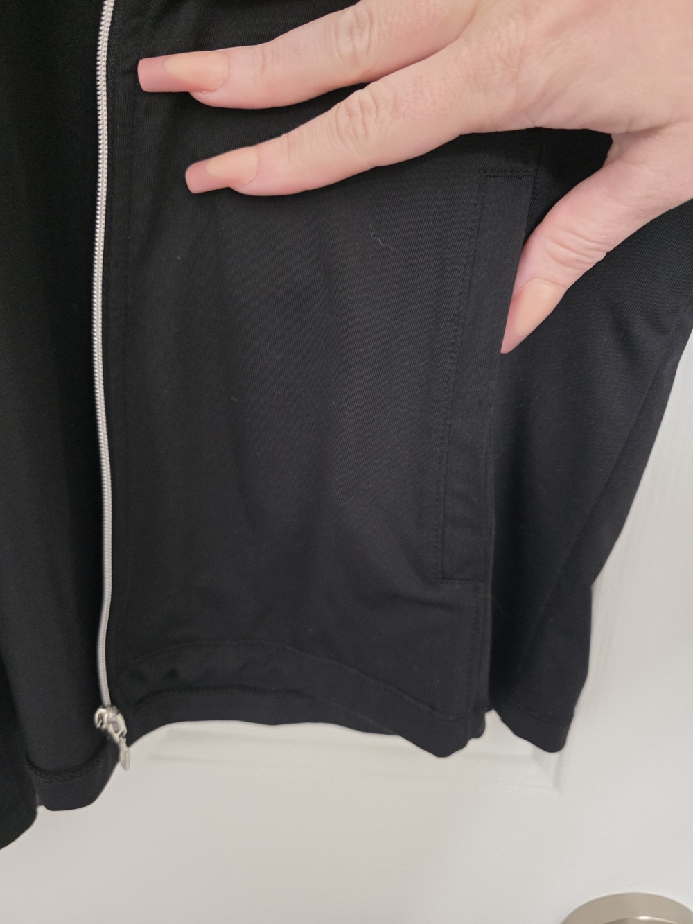 Mesh Zip-Front Active Jacket - Picture 4 of 9